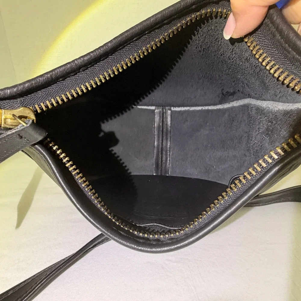 Coach 9950 Janice's Legacy Shoulder Hobo Bag Black Excellent USA VintageLeather